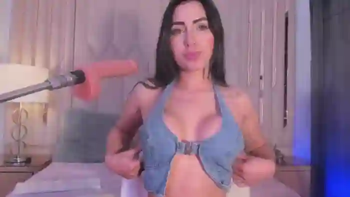 Tara_Red