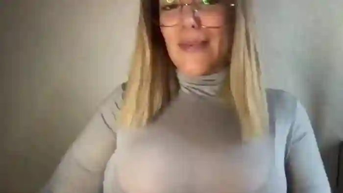 MistressLouUK