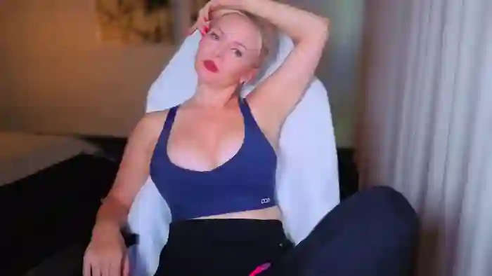 MsLindsayDevis