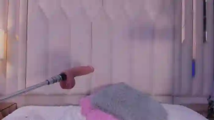 Tara_Red
