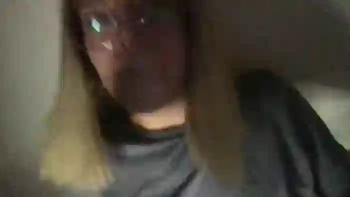 MistressLouUK
