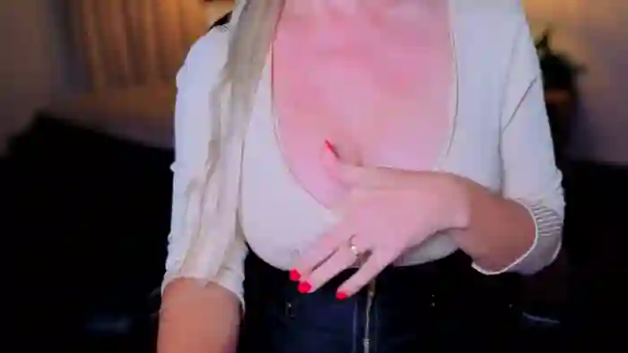MsLindsayDevis