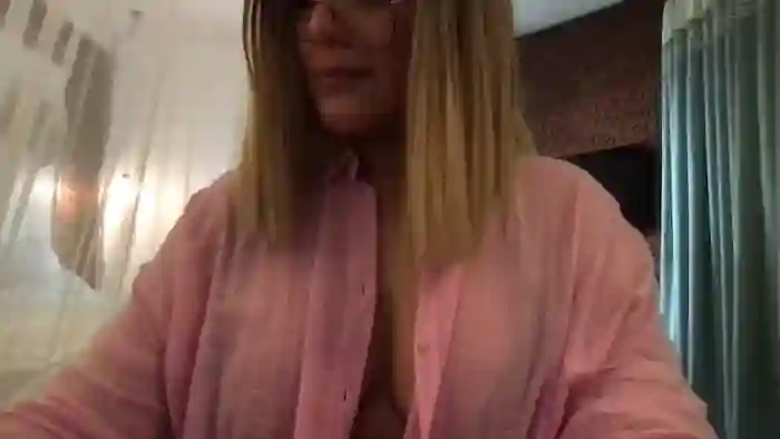 MistressLouUK