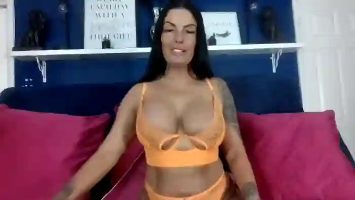 BellaVixen23