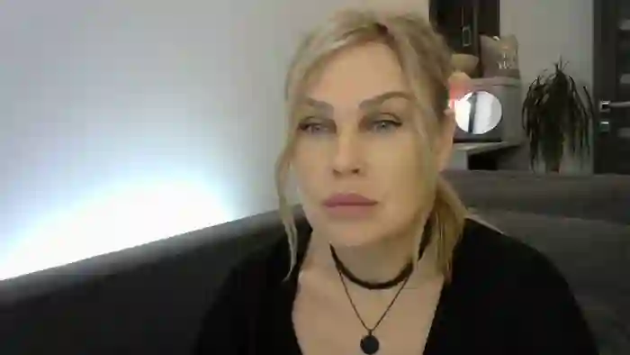 Evie_Paige