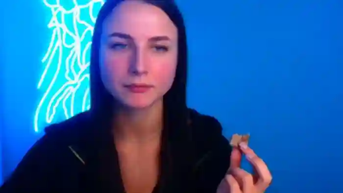 Scarlett_Wonder