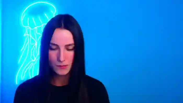 Scarlett_Wonder