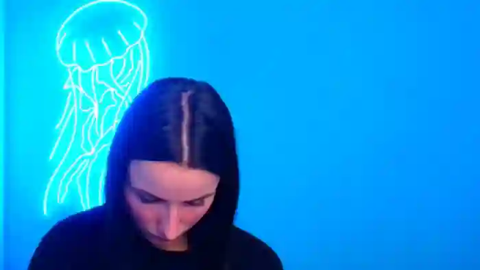 Scarlett_Wonder