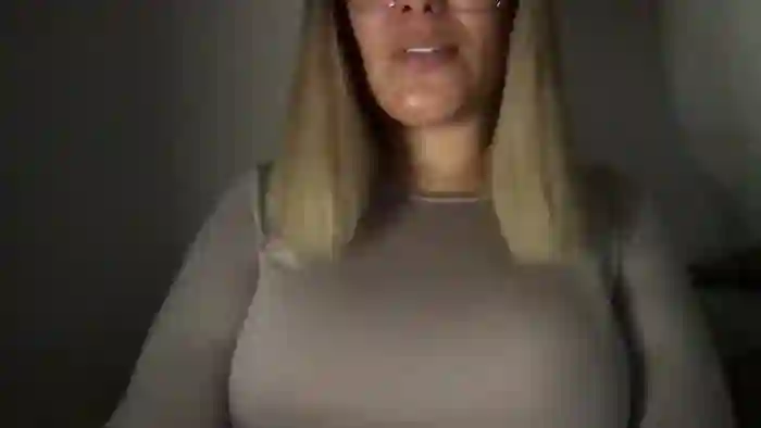 MistressLouUK