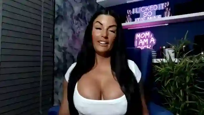 BellaVixen23