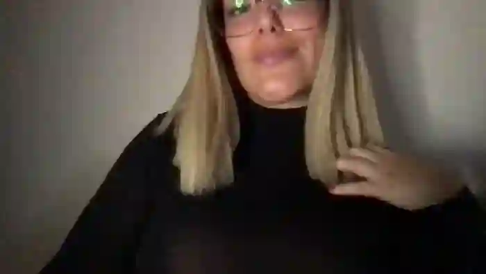 MistressLouUK