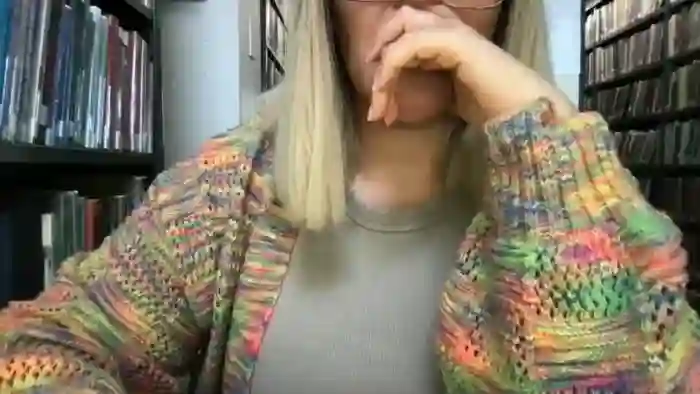 MistressLouUK