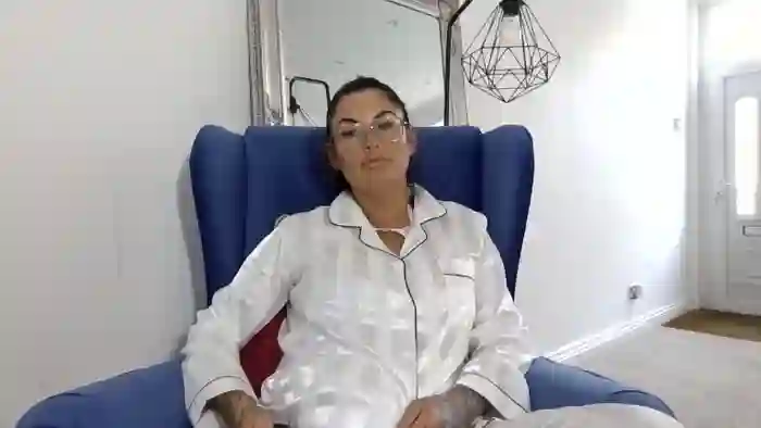 BellaVixen23