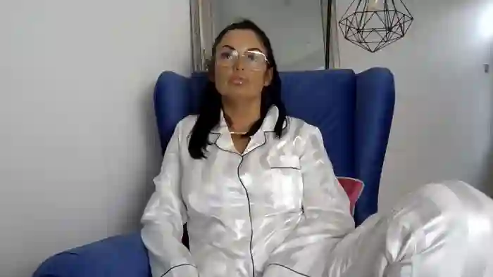 BellaVixen23