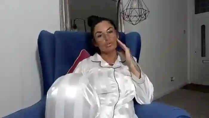 BellaVixen23