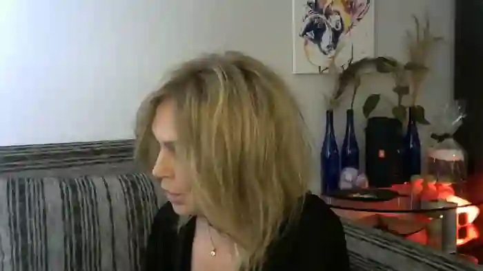 Evie_Paige