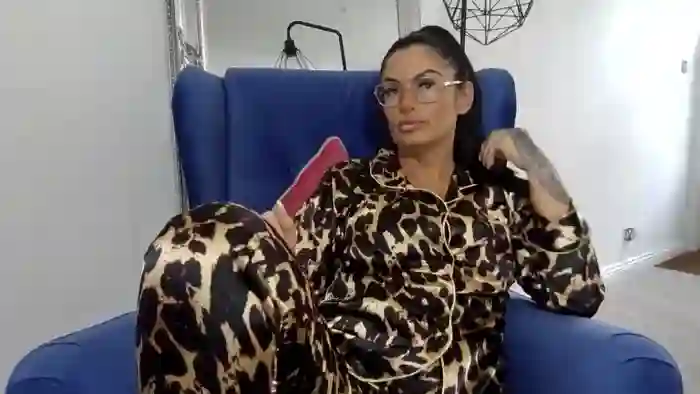 BellaVixen23