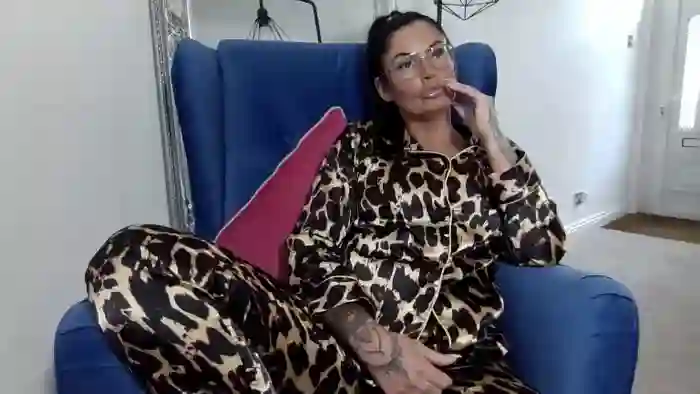 BellaVixen23