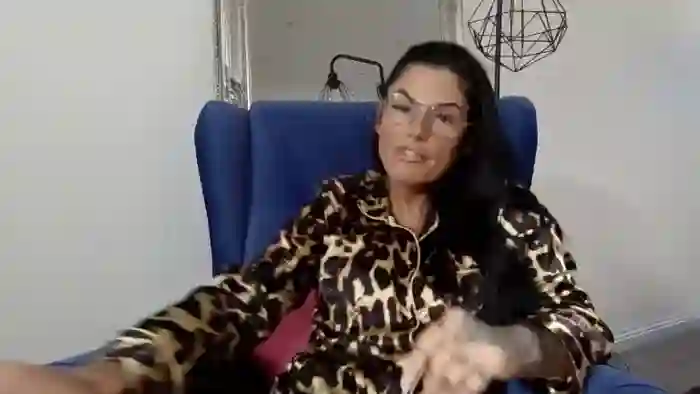 BellaVixen23