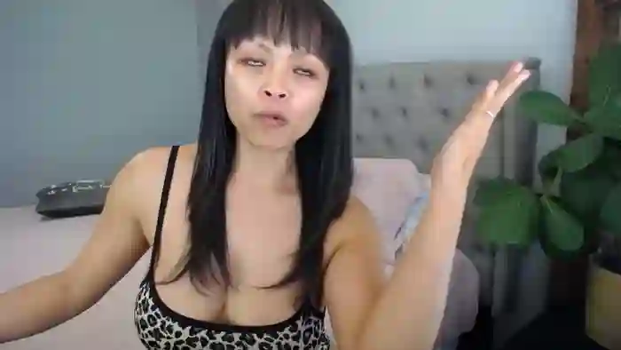 AutumnsAsianDesire