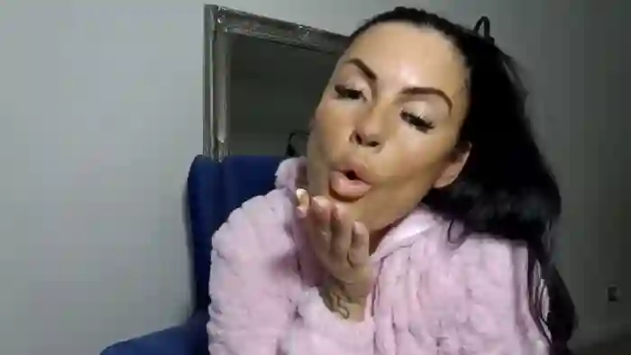 BellaVixen23