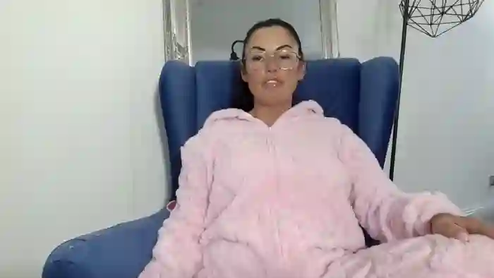 BellaVixen23