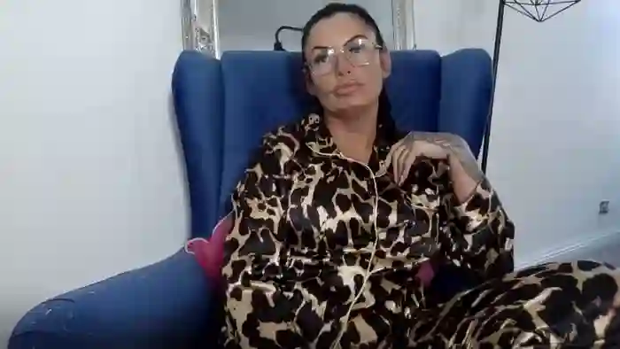 BellaVixen23