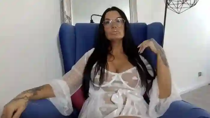 BellaVixen23
