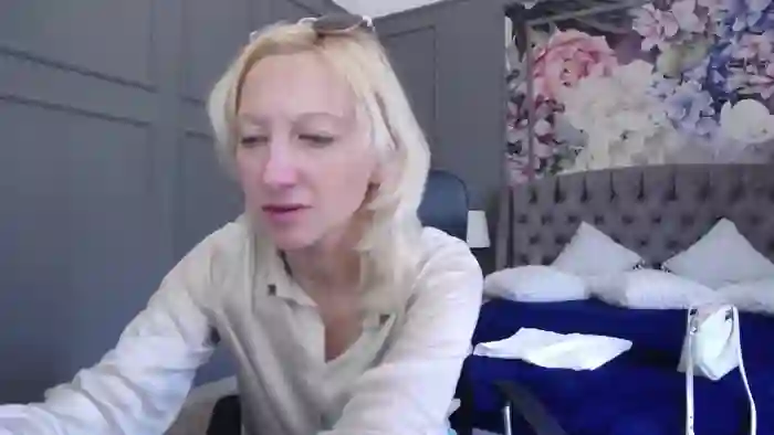 NatalieXBitton