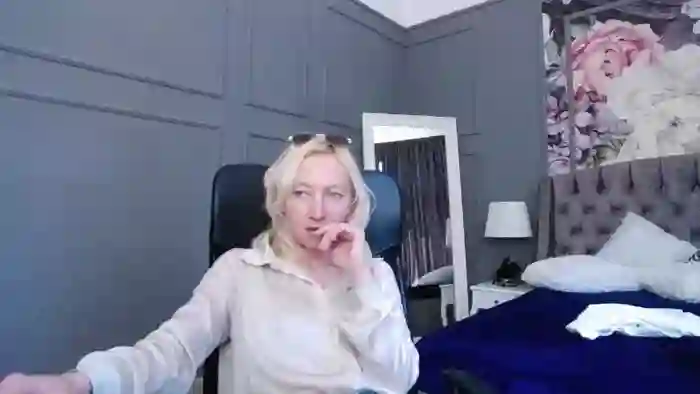 NatalieXBitton