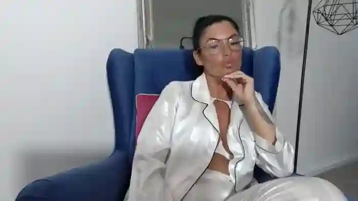 BellaVixen23