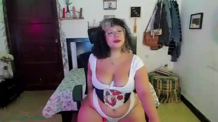 _curlyvi