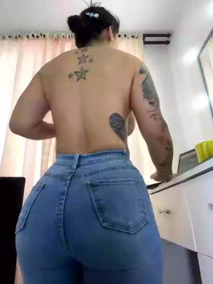lau_ass_goddess