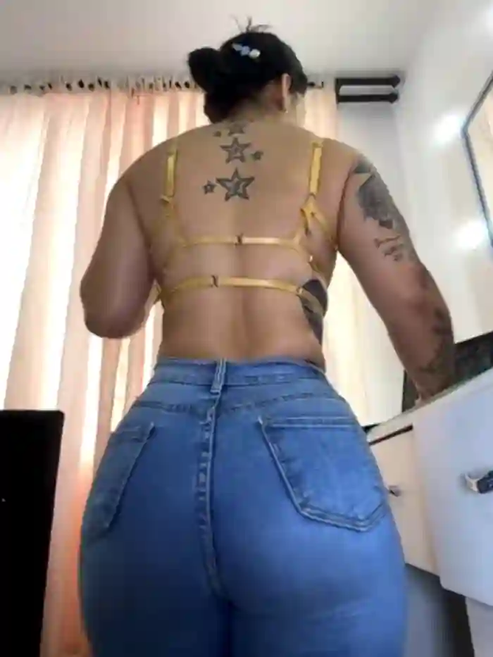 lau_ass_goddess