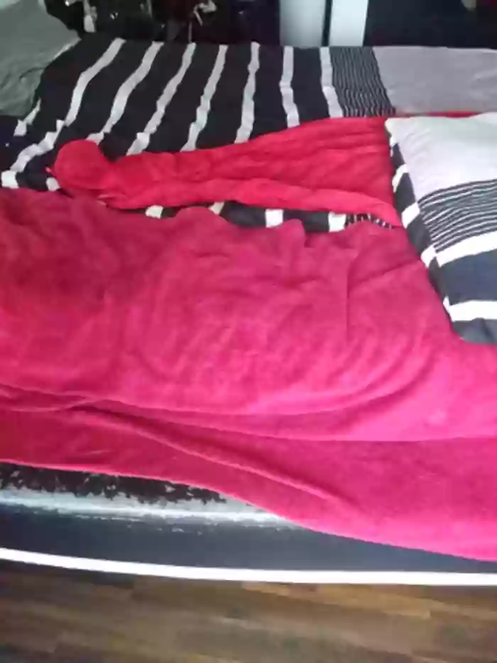 Hornyblond_Bella