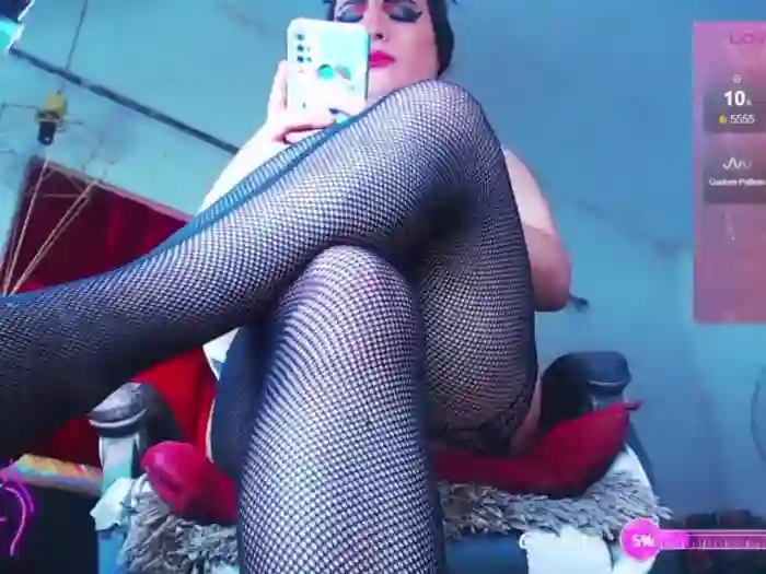 Trixy_star_horney
