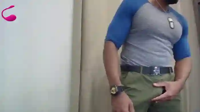 hot_black3