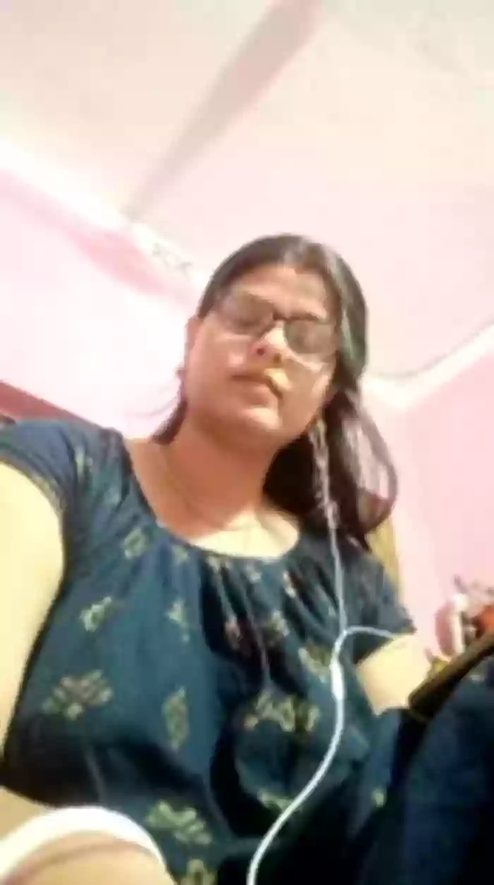 Hot_Pakhi