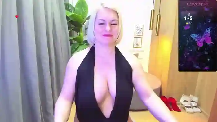 YolandaKiss