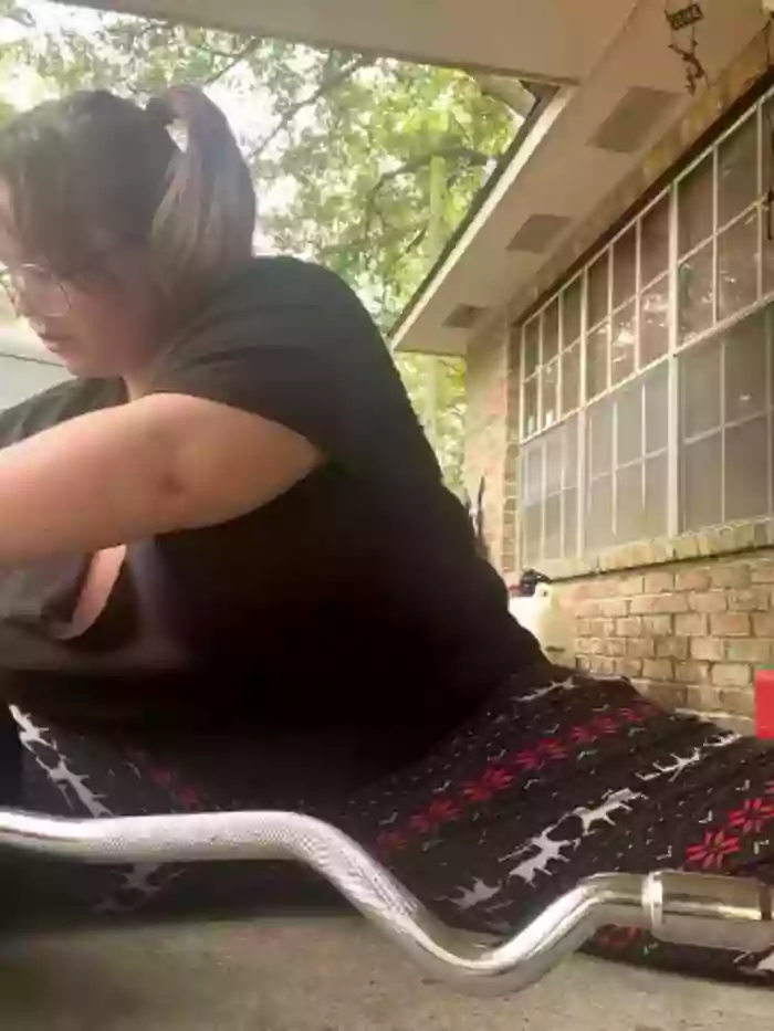Big_Tit_Louisiana_Chik
