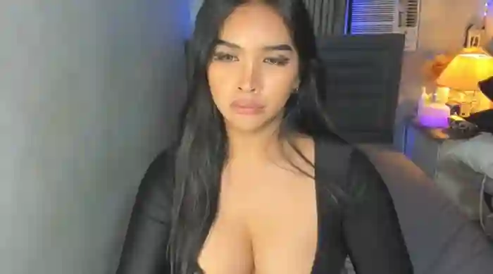PrettyYoungHugeCockTS