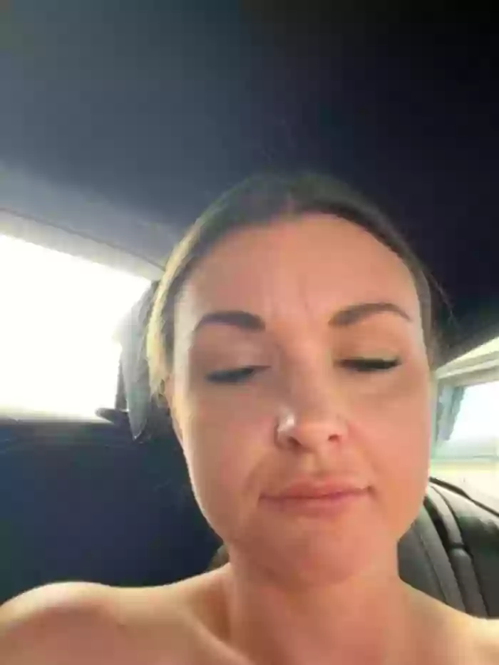 Bella-Tight