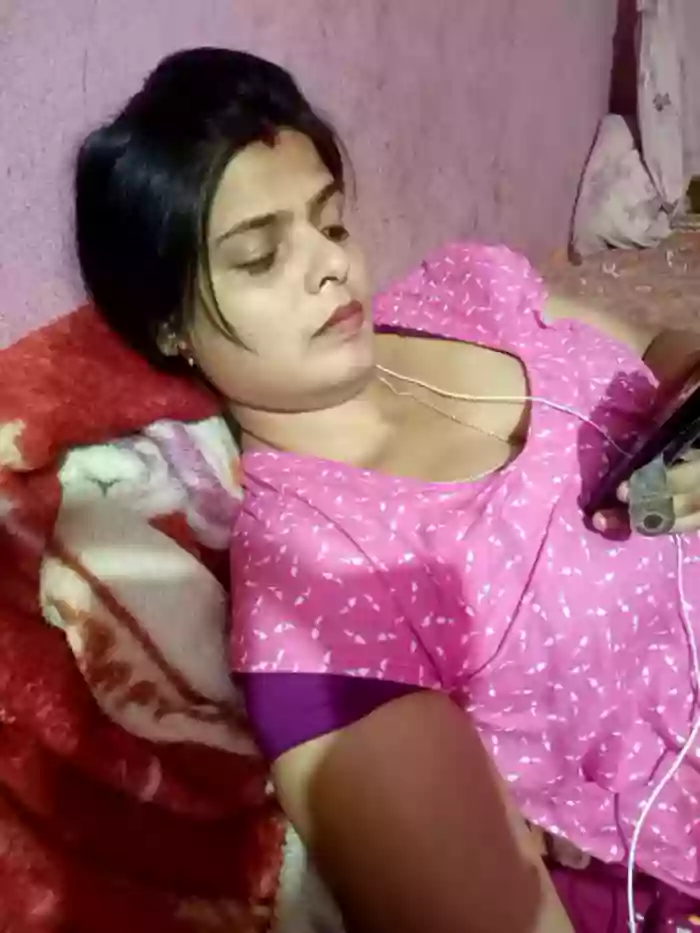 Hot_Pakhi