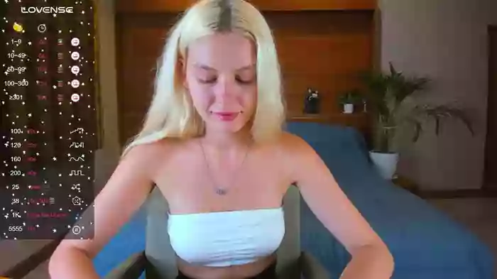 Nensi_blond