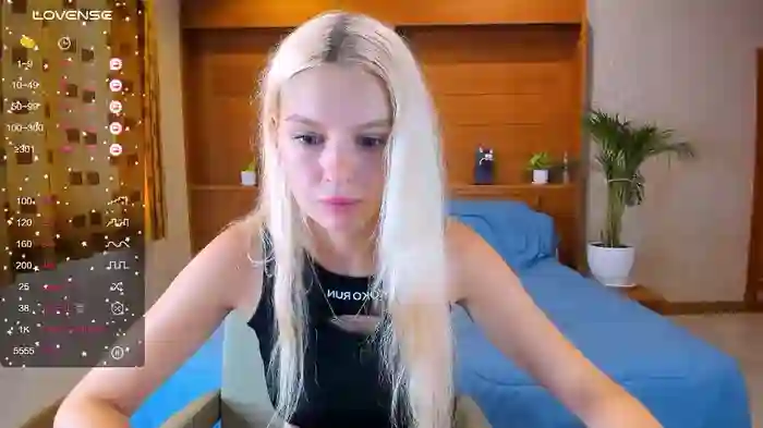 Nensi_blond