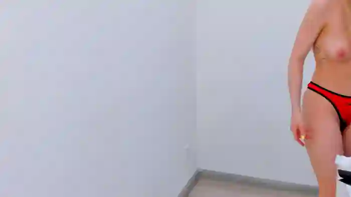 Emilly_Hart