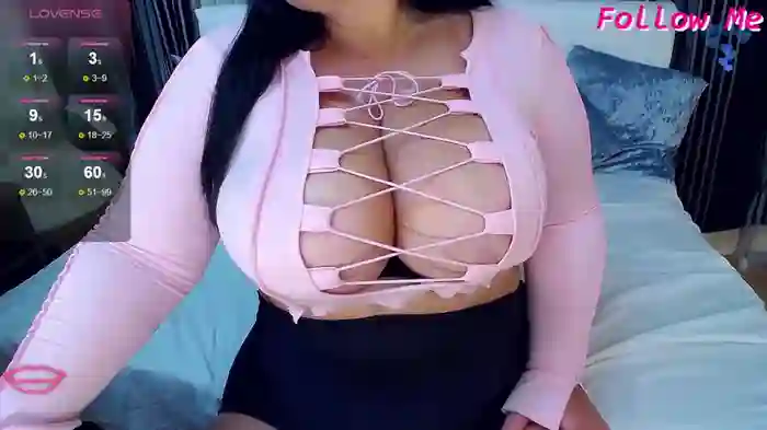 Valeri_wow_Boobs