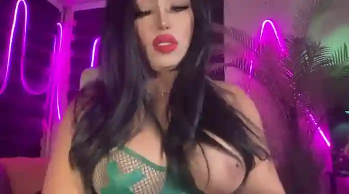 BigDominaMia
