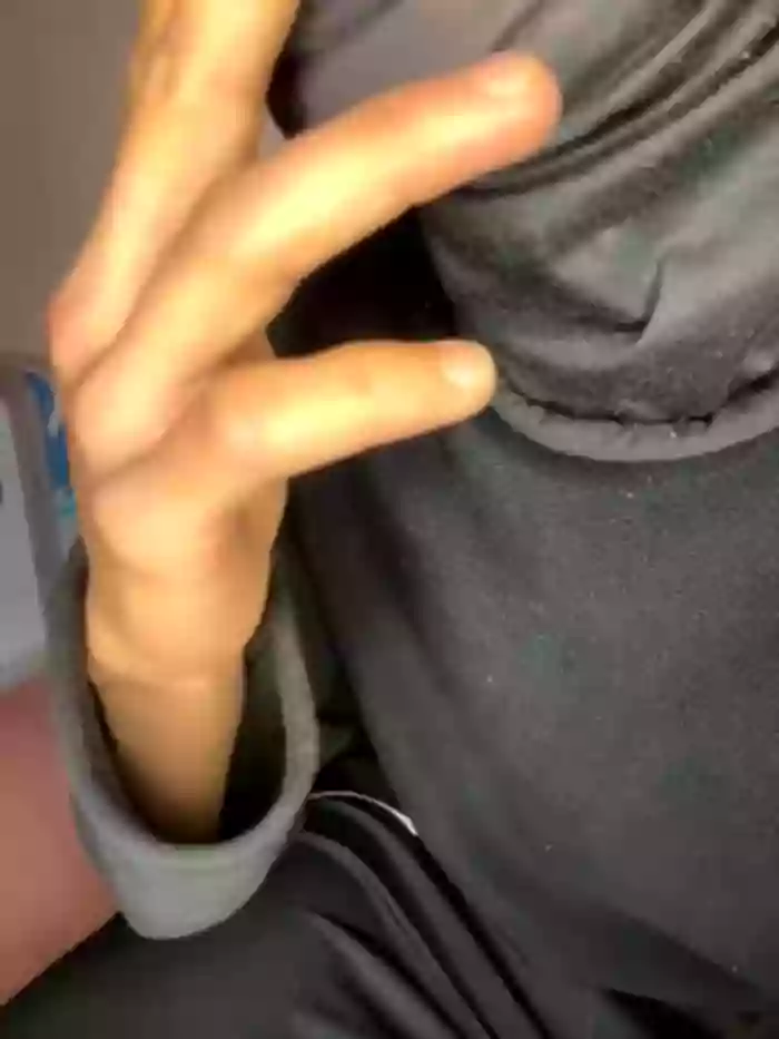 onlyyours01_