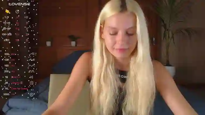 Nensi_blond